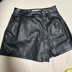 Faux leather Zara skirt size XS